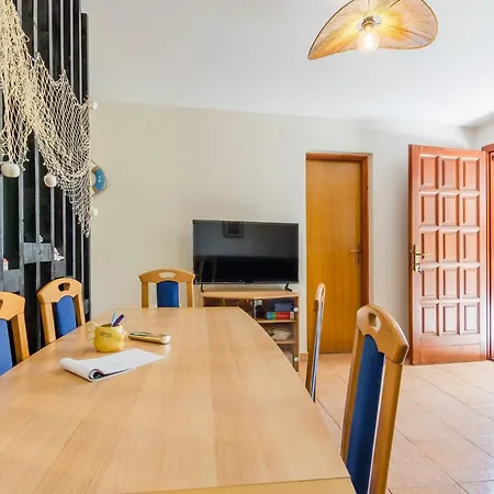 Apartment Tiny House Ina Apartman *