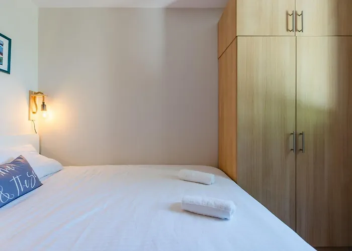 Apartment Tiny House Ina